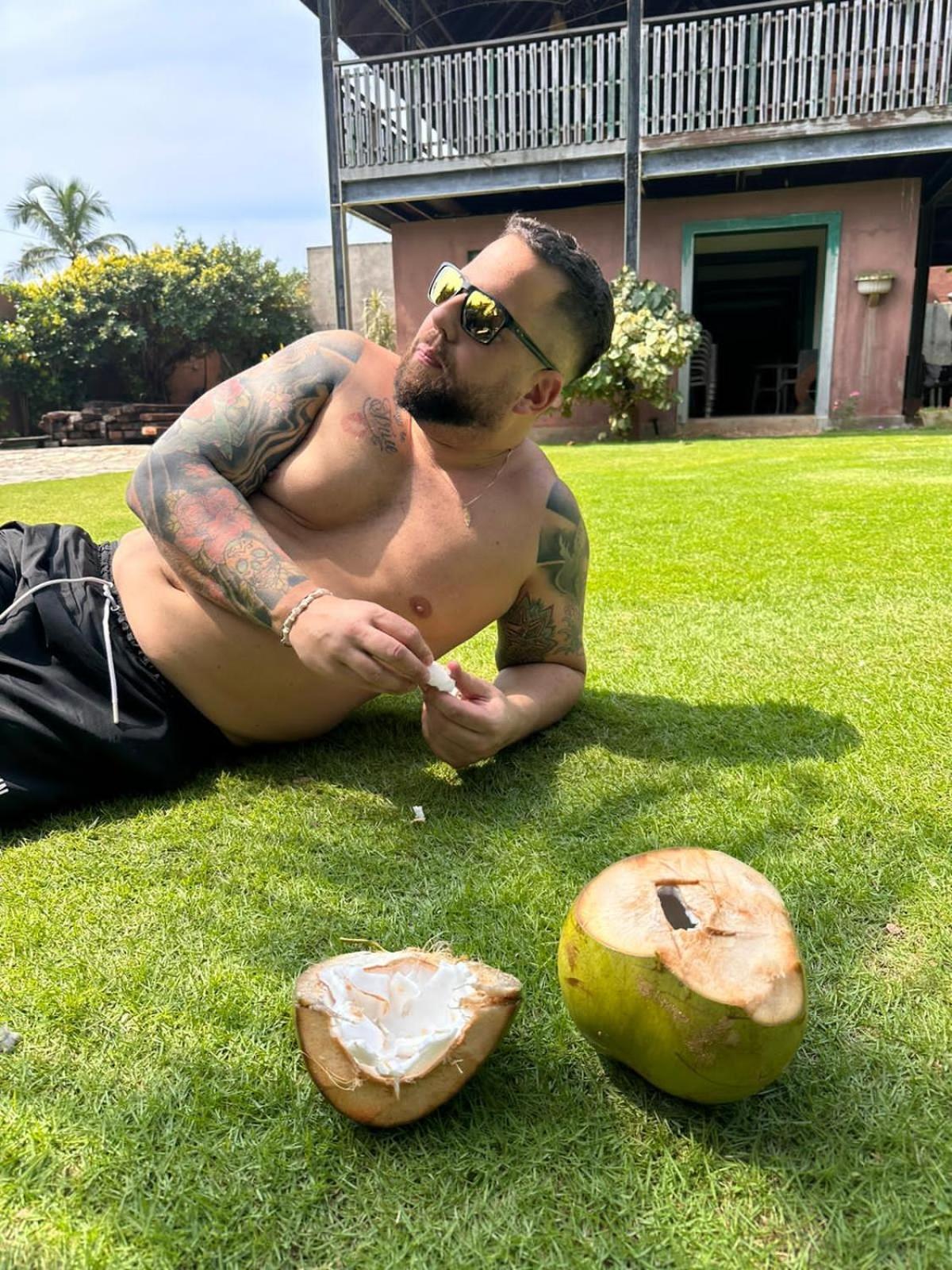 Saprin Beach Resort Uswetakeiyawa Eksteriør bilde